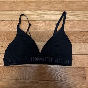 lululemon lisence to train sports bra